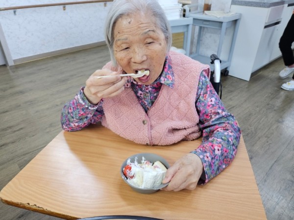 KakaoTalk_20241224_155158518_05.jpg