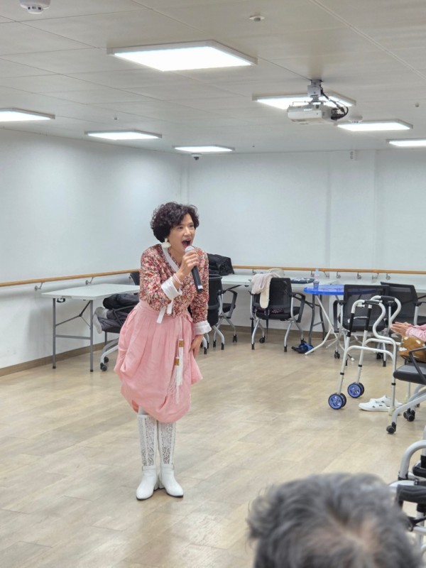 KakaoTalk_20251210_160416679_08 (1).jpg